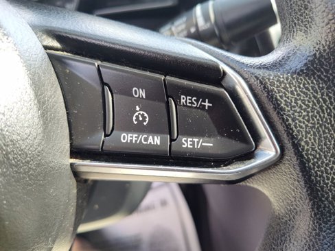 Used 2018 MAZDA MAZDA3 Sport image 27