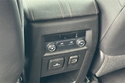 Used 2020 Chevrolet Traverse RS image 13