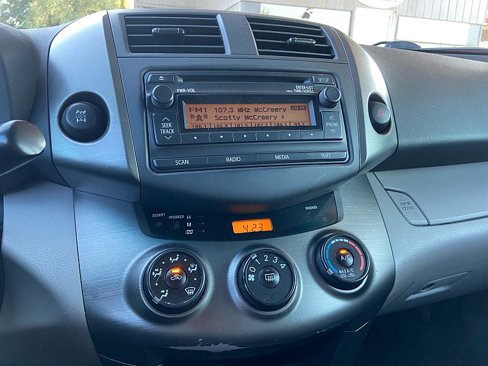 Used 2012 Toyota RAV4 4WD image 14