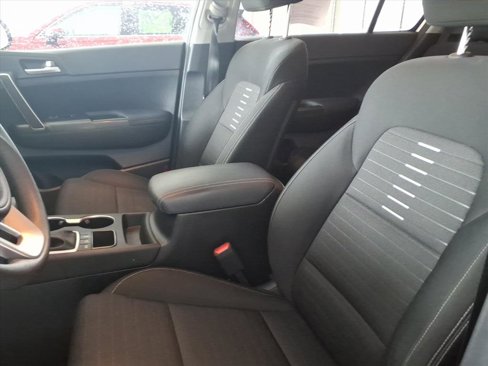 Used 2022 Kia Sportage LX w/ LX AWD Value Edition Package image 10