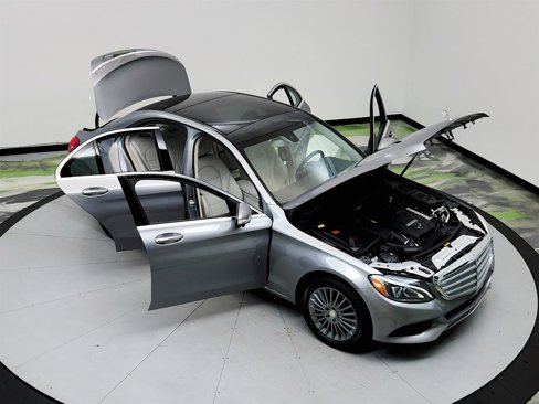 Used 2015 Mercedes-Benz C 300 4MATIC Sedan image 39
