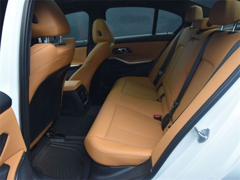 New 2024 BMW 330i Sedan w/ Convenience Package image 7