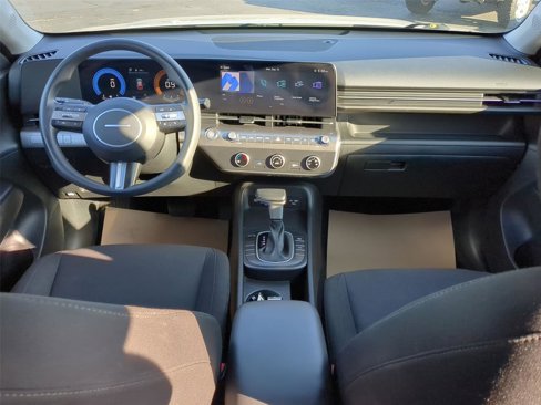 Used 2024 Hyundai Kona SE image 11