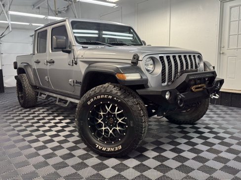 Used 2020 Jeep Gladiator Sport w/ Quick Order Package 24S image 1