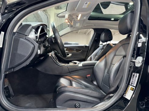 Used 2015 Mercedes-Benz C 300 4MATIC Sedan image 9