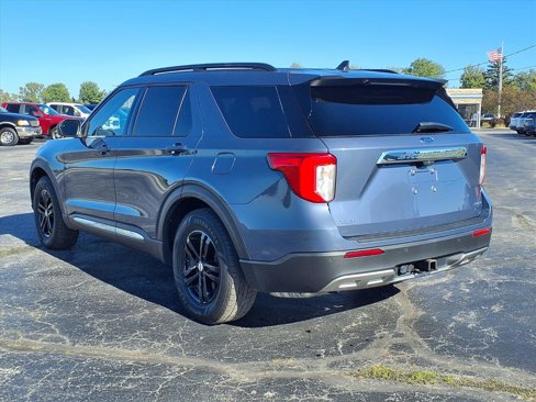 Used 2021 Ford Explorer XLT w/ Equipment Group 202A image 5