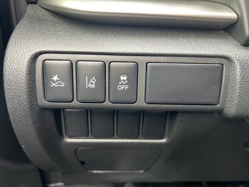 Used 2022 Mitsubishi Eclipse Cross SE image 13