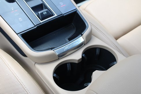Used 2024 Porsche Macan image 30
