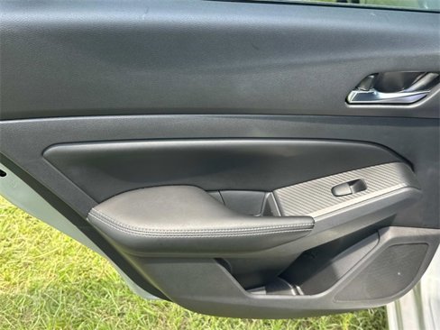Used 2022 Nissan Altima 2.5 SV image 16