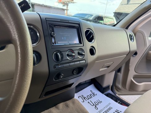 Used 2007 Ford F150 XLT image 10