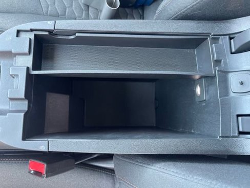 Used 2019 Chevrolet Equinox LT image 32