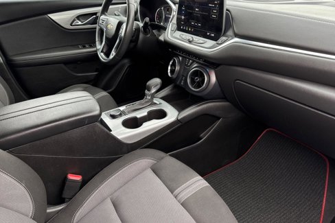 Used 2023 Chevrolet Blazer LT image 18