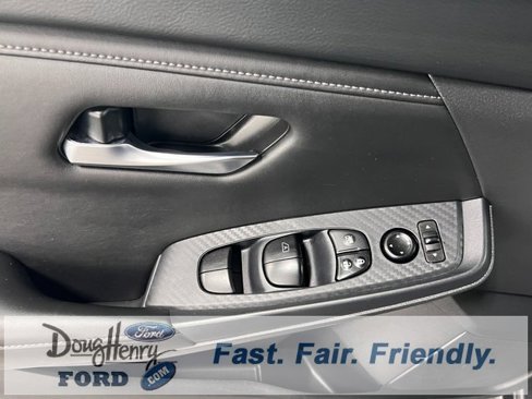 Used 2023 Nissan Sentra SV image 23