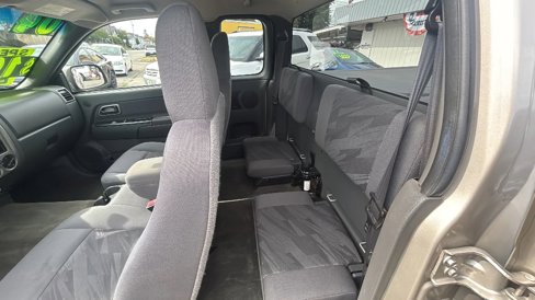 Used 2004 Chevrolet Colorado LS w/ Power Convenience Package image 14