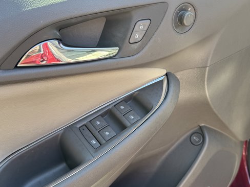 Used 2017 Chevrolet Cruze LT w/ Sun And Sound Package image 13