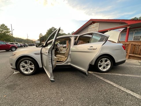 Used 2013 Ford Taurus SEL image 35