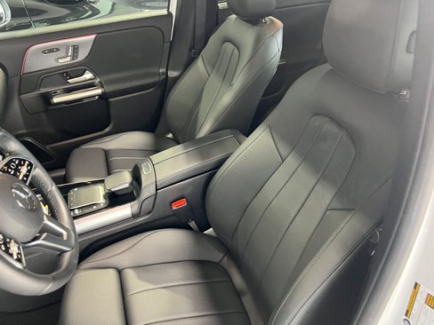 Used 2021 Mercedes-Benz GLA 250 4MATIC w/ Premium Package image 22