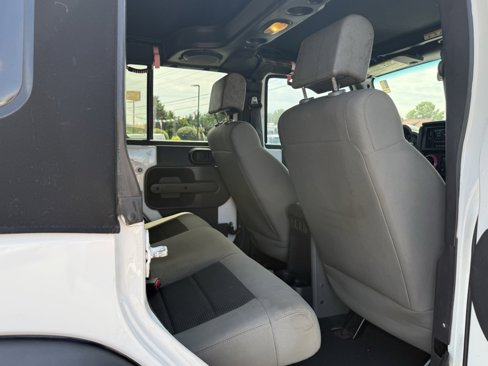 Used 2008 Jeep Wrangler X image 31