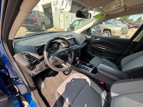Used 2017 Ford Escape SE w/ Equipment Group 201A image 12