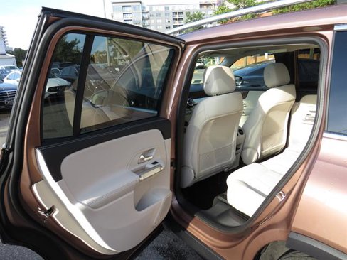 Certified 2022 Mercedes-Benz GLB 250 4MATIC image 20