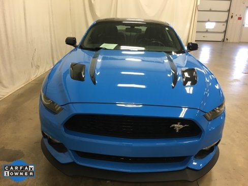 Used 2017 Ford Mustang GT Premium w/ Equipment Group 401A image 9