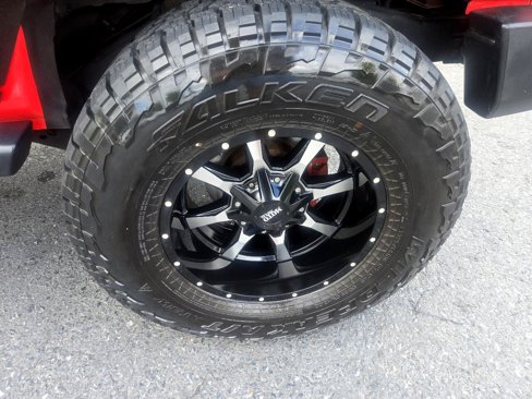Used 2013 Jeep Wrangler Unlimited Sport image 11