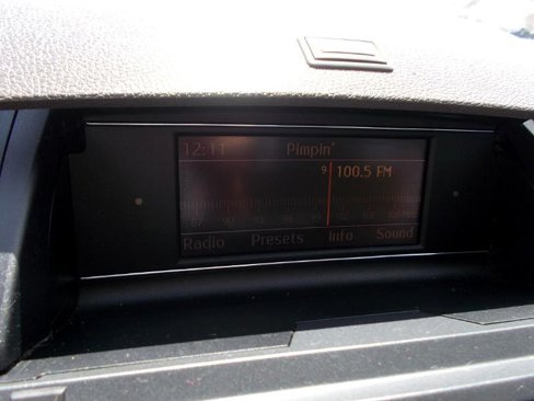 Used 2011 Mercedes-Benz C 300 Luxury image 17