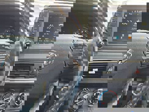 Used 2019 Hyundai Kona SEL image 16