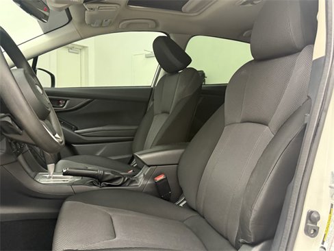 Used 2021 Subaru Impreza 2.0i Premium image 15