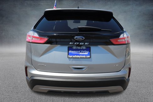 Used 2023 Ford Edge SEL image 5