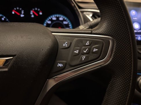 Used 2020 Chevrolet Malibu LT image 16