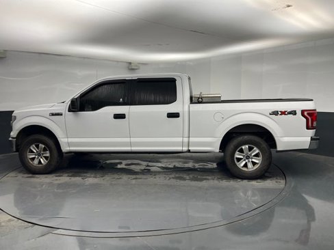Used 2016 Ford F150 XLT w/ Trailer Tow Package image 6