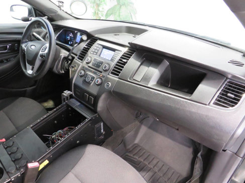 Used 2014 Ford Taurus Police Interceptor AWD image 9
