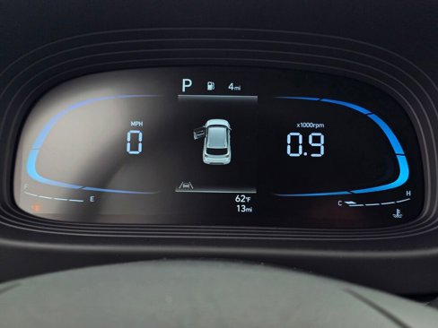 New 2025 Hyundai Venue SEL image 21