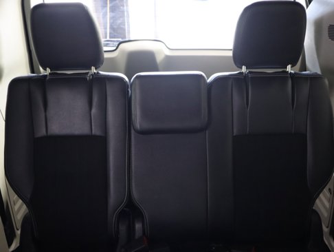 Used 2019 Dodge Grand Caravan SXT image 15
