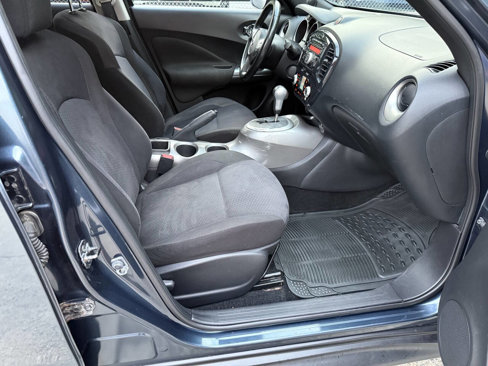 Used 2013 Nissan Juke SV image 12