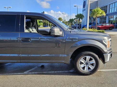 Used 2020 Ford F150 XLT image 2