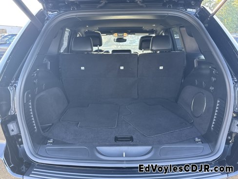 Used 2020 Jeep Grand Cherokee Laredo w/ Laredo X Package image 23
