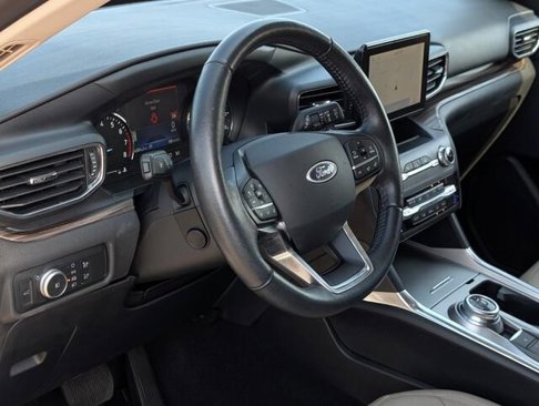 Used 2020 Ford Explorer Limited image 27