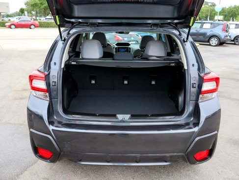 Used 2019 Subaru Crosstrek 2.0i Premium w/ Eyesight System image 6