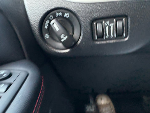 Used 2019 Dodge Grand Caravan GT image 31