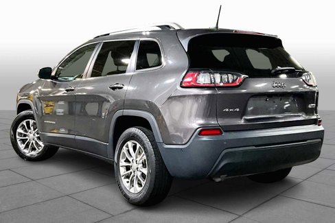 Used 2019 Jeep Cherokee Latitude Plus w/ Cold Weather Group image 11