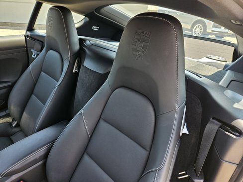 Certified 2024 Porsche 718 Cayman image 6