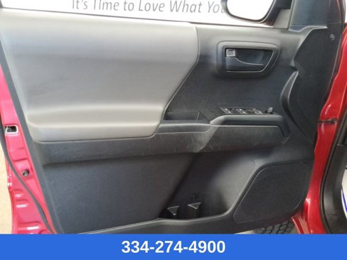 Used 2021 Toyota Tacoma SR w/ SR Convenience Package image 17
