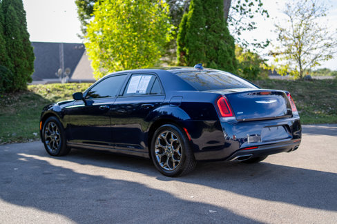 Used 2017 Chrysler 300 S image 7