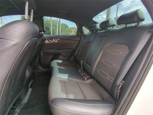 Used 2021 Kia Forte GT-Line image 14
