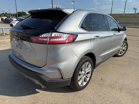 Used 2022 Ford Edge Titanium image 10