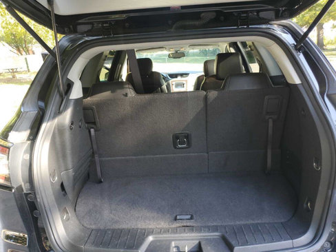 Used 2017 Chevrolet Traverse LT image 26