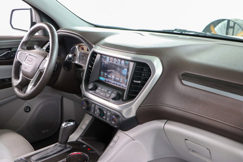 Used 2018 GMC Acadia SLT image 27