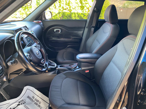 Used 2015 Kia Soul + image 26